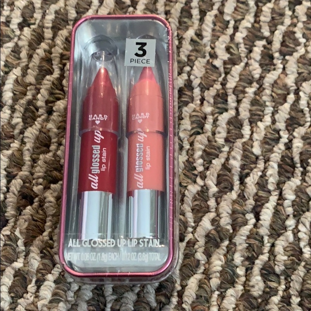 Lip stains